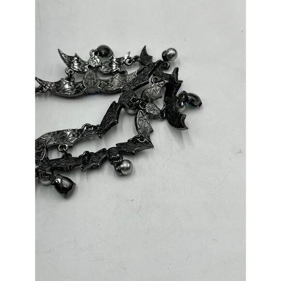 Betsey Johnson Gray Pearl Black AB Rhinestones Gothic Bat Bib Statement Necklace - Picture 6 of 11